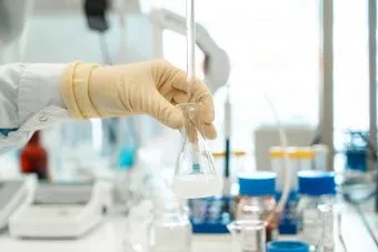 НПО «Микроген» зарегистрировало первую российскую вакцину для взрослых от коклюша, дифтерии и столбняка